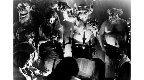 Häxan! En djupdykning i en stum films fascinerande utforskning av häxeri och vidskepelse