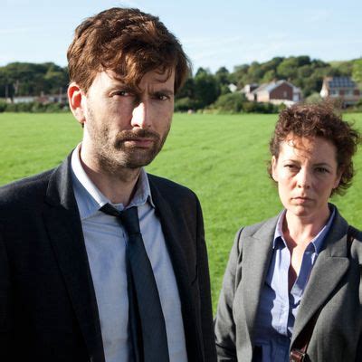 Underbara Broadchurch! En mystisk mordutredning i en idyllisk kuststad som ripper upp gamla sår.